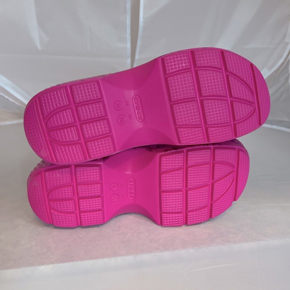 Crocs + Hello Kitty Kuromi My Melody Black Pink Stomp Sandals Size 10 - Picture 7 of 7